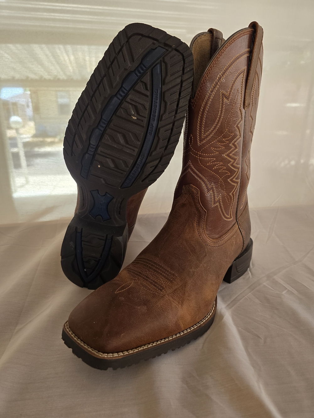Men's Ariat Hybrid Ranchwork Shock Shield Western Performance Boots - 12D